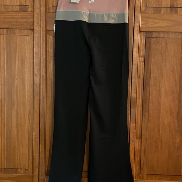 Shadow Sport yoga pants, NWT size M - Picture 2 of 3